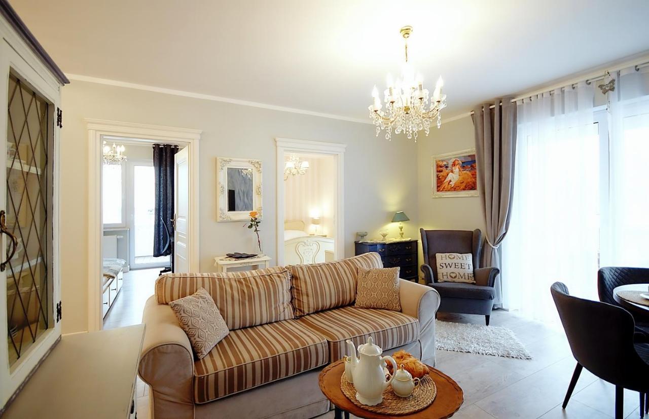 Miodowy Dom Exspanse Apartament 2 Lub 3 Pokoje Z Tarasem I Parkingiem Kolobrzeg Ngoại thất bức ảnh